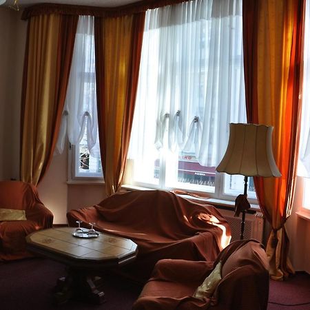 Hotel Pension Savoy Near Kurfuerstendamm Berlin Værelse billede