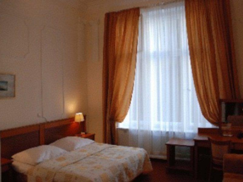 Hotel Pension Savoy Near Kurfuerstendamm Berlin Værelse billede
