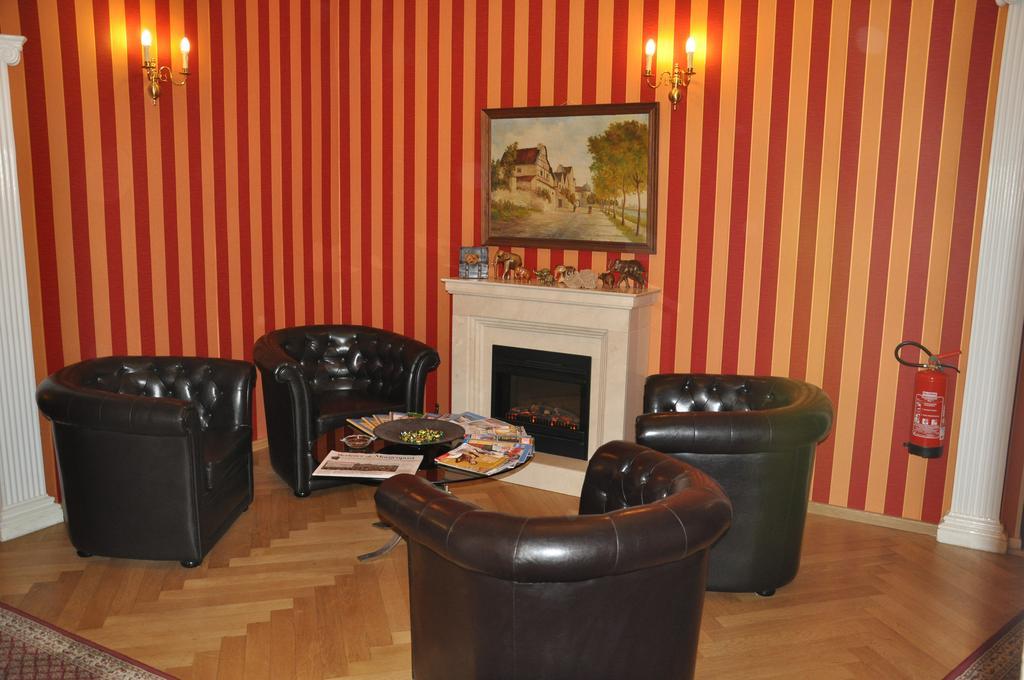 Hotel Pension Savoy Near Kurfuerstendamm Berlin Eksteriør billede