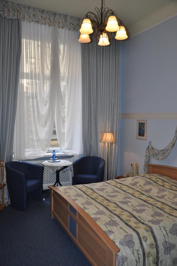Hotel Pension Savoy Near Kurfuerstendamm Berlin Værelse billede
